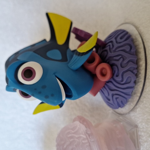 Disney Infinity Finding Dory Set - Picture 2 of 5